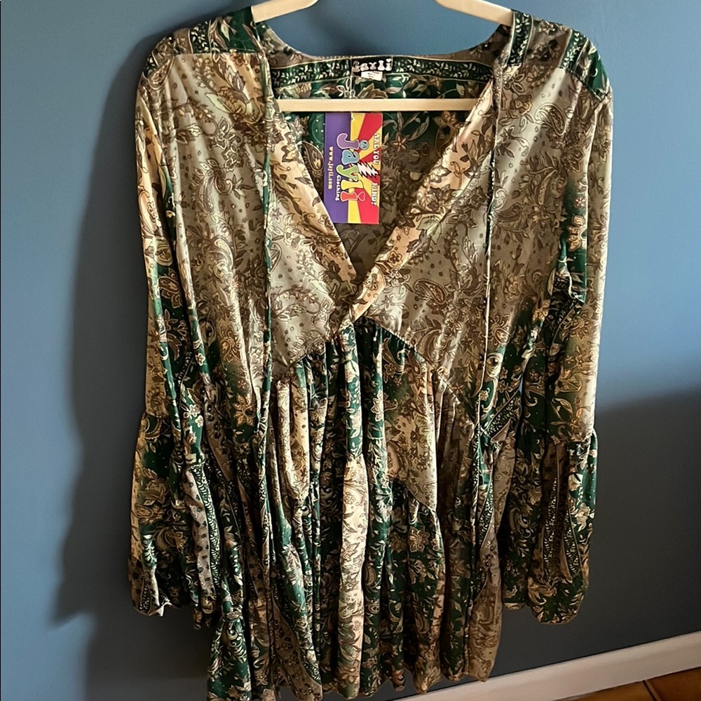 Paisley Green and Cream Women's dress